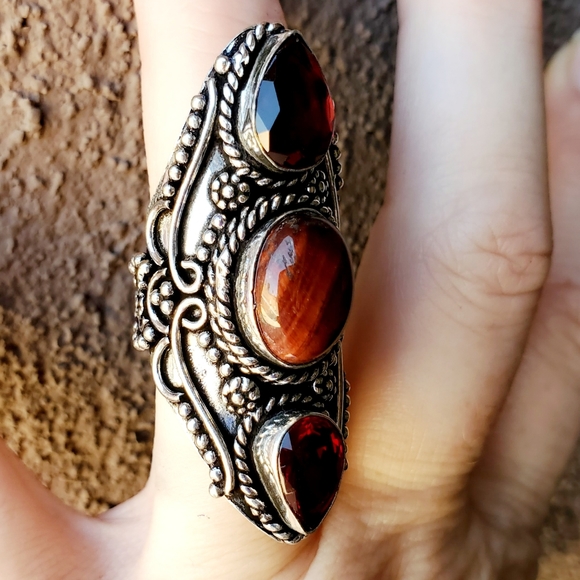 New Red Tiger Eye and Garnet Silver Statement Ring. - Picture 6 of 13